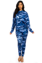 Load image into Gallery viewer, TWO PIECE HOODIES PANT SET
